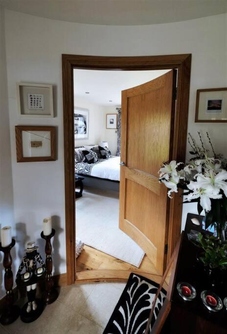 Loch Lomond Unique Selfcontained Bed+Bathroom Alexandria Dış mekan fotoğraf